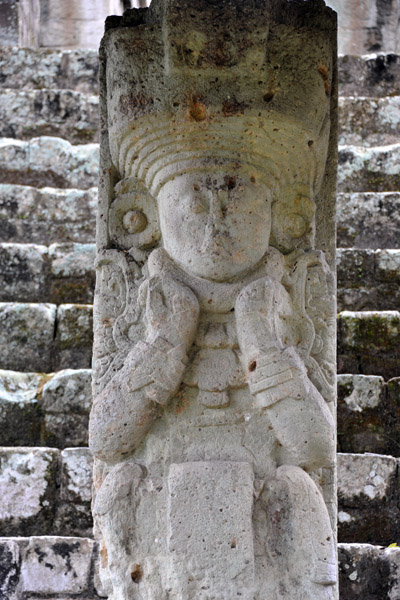 Stela 1 portraying the 12th Ruler of Copan, 668 AD