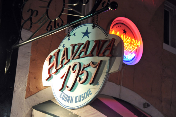 Havana 1957, Española Way at Washington Avenue