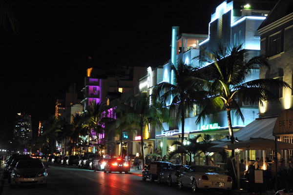 Ocean Drive at night, South Beach