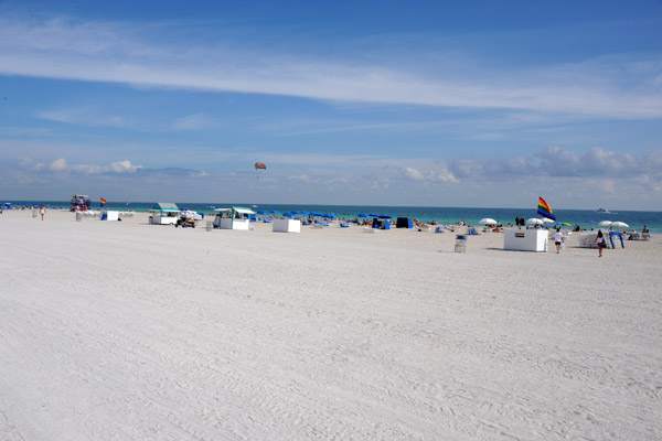 Beyond the dune, the beach is around 100m wide