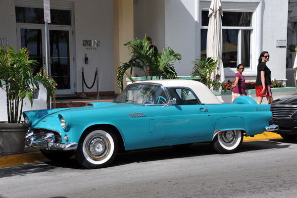 1955 Ford Thunderbird on Ocean Drive, South Beach