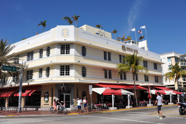 Bentley Hotel, Ocean Drive at 5th Street