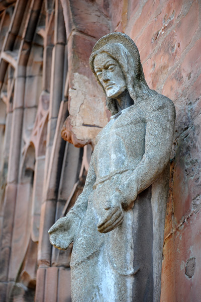 Modern statue of Jesus, old Coventry Cathedral