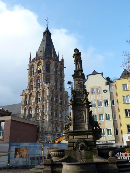 Altes Rathaus & Jan von Werth Denkmal, Alter Markt