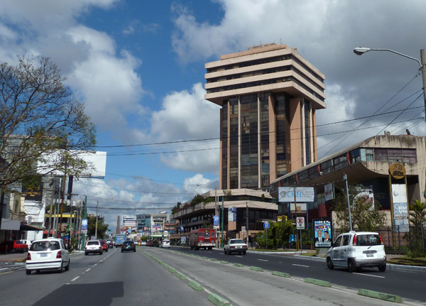Edifico El Triangulo, 7A Avenida, Guatemala City