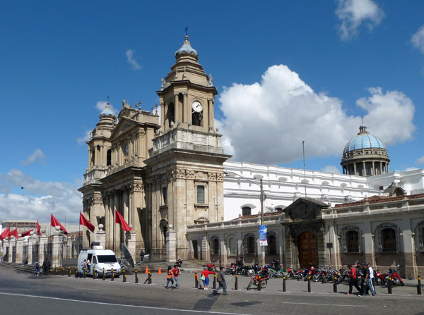 Except for me, there were only two other tourists admiring the splendid architecture of Guatemala City's Parque Central