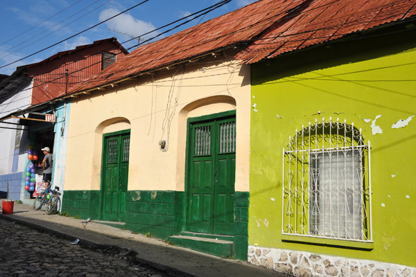 Cobbled streets and bright houses, Flores, Guatemala