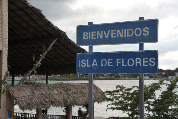 Bienvenidos Isla de Flores