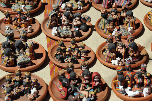 Mini-nativity sets, Chichicastenango Market