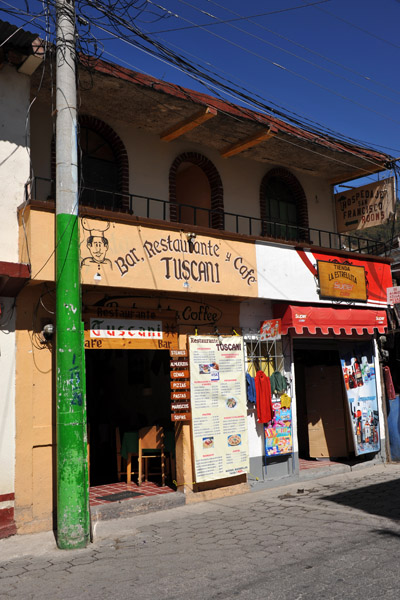 Bar, Restaurante y Café Tuscani, Panajachel