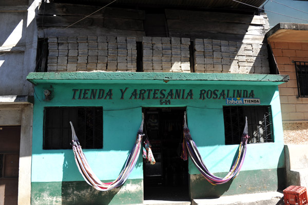 Tienda y Artesania Rosalina, San Pedro La Laguna