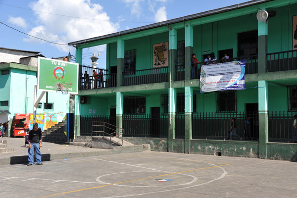 School, Santiago Atitln