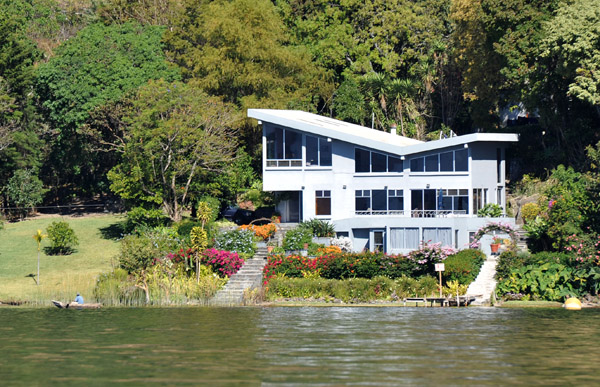 A modernist villa on the shore of Lake Atitlan at Tzununa