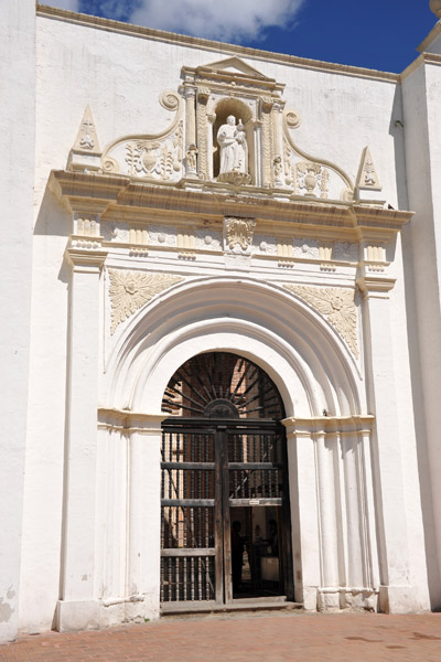 Entrance to the ruins of the Cathedral of Santiago