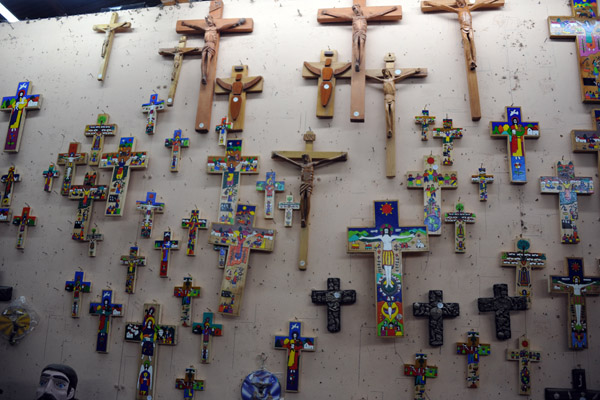 Guatemalan handicrafts - crucifixes, Nim Po't