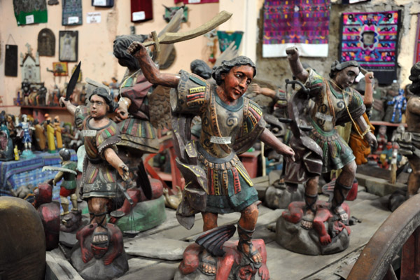 Guatemalan handicrafts - religious sculptures, Nim Po't