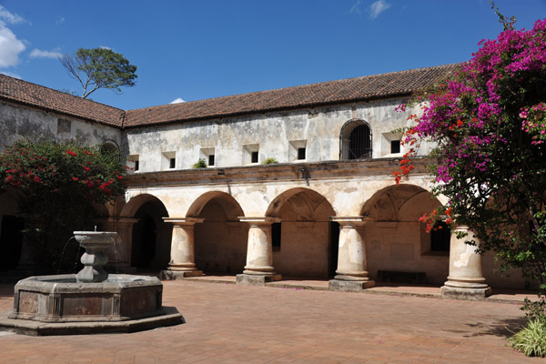 The part of the Capuchin cloister that has been restored is now partially a museum and partially city offices