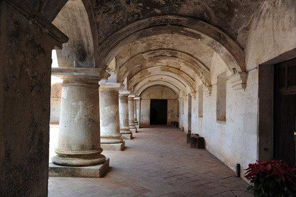 Arcade of the cloisters of Las Capuchinas