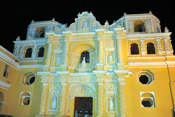Church of Nuestra Seora de la Merced at night