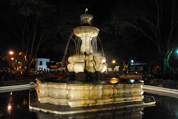 The fountain of Parque Central at night, Antigua Guatemala