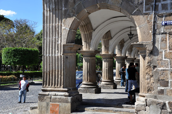 Arcade of the Palacio Del Ayuntamiento, Parque Central