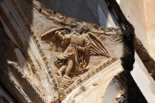 Earthquake damage inside the Church of San Francisco, Antigua Guatemala