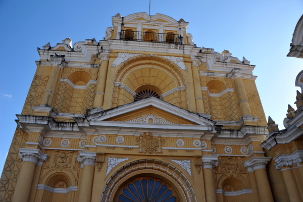 North facing façade of Iglesia de San Pedro