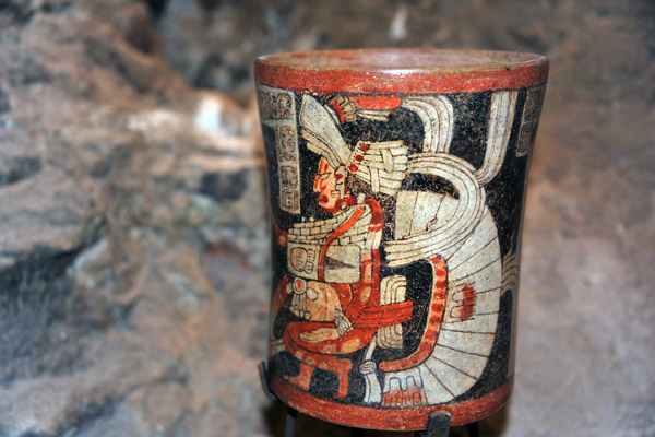 Museo Arqueologico - painted vessel