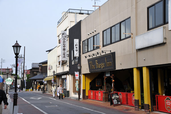 The Barge Inn, one of Narita's many airline bars