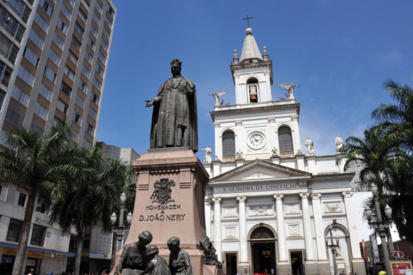 Statue of D. João Nery, Catedral Metropolitana de Campinas, Praça José Bonifácio