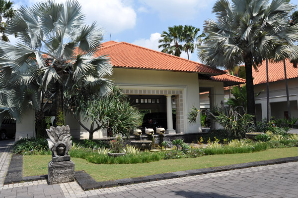 The clubhouse of the Cengkareng Soewarna Golf Course