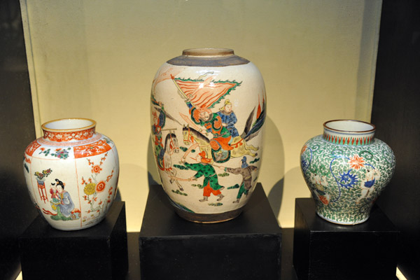Chinese Ceramic Ware, 14-19th C.