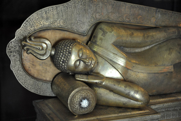 Recumbent Buddha, 18-19th C, Kandy