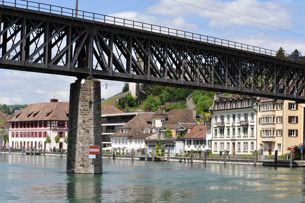 Sailing under the railroad bridge, Schaffhausen