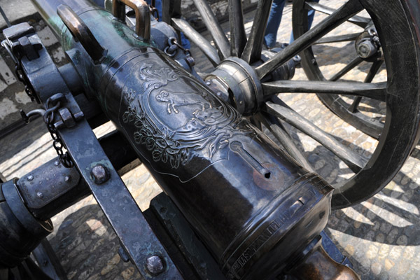 Cannon of the Munot with the Schaffhauser Bock