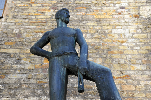 Schaffhausen's David Sculpture, 1959, Mnsterplatz