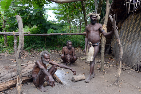 The men of Louinio Nambas Kastom Village, Tanna