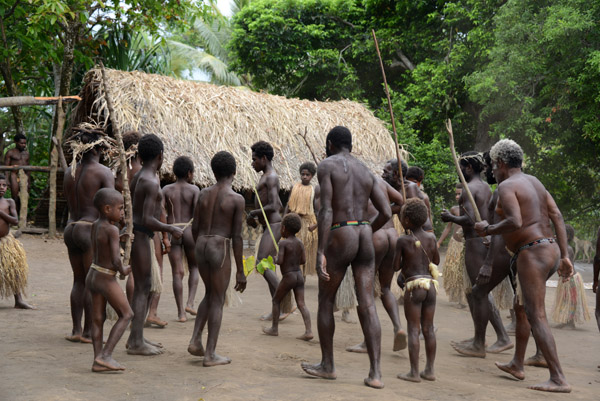 Yakel men and boys dance, Louinio Nambas Kastom Village, Tanna