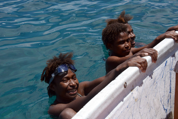 Vanuatu kids at the Blue Cave snorkelling site