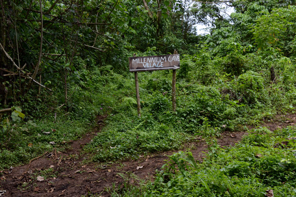 Turn right here for Millennium Cave Village (Vunaspef)