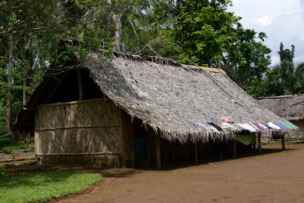Vunaspef - Millenium Cave Village