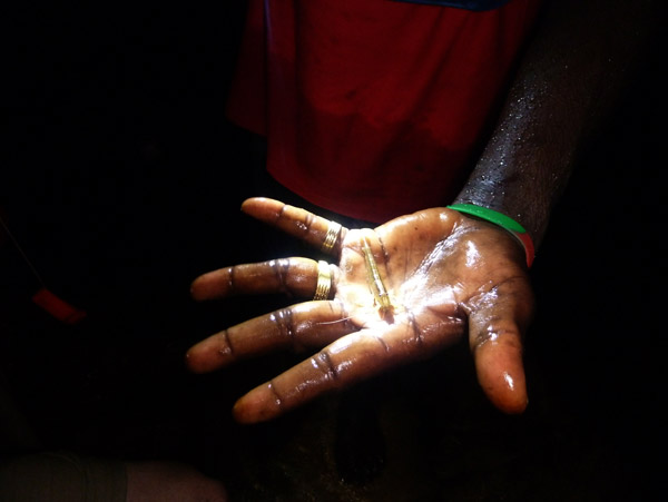 The guide shows us a cave dweller