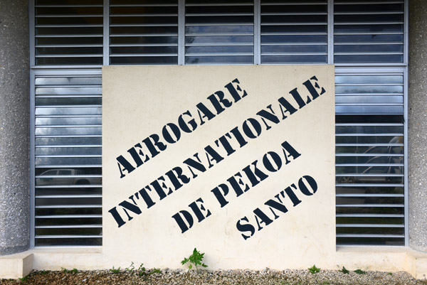 Aerogare Internationale de Pekoa Santo
