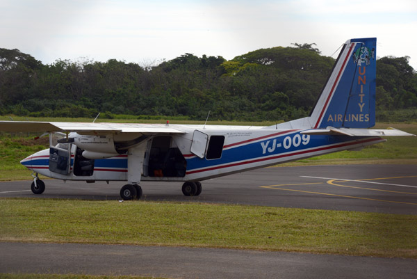 Unity Airlines BN Islander (YJ-009), Tanna Airport