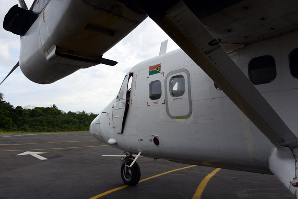 Air Vanuatu Twin Otter (YJ-RV10), Tanna