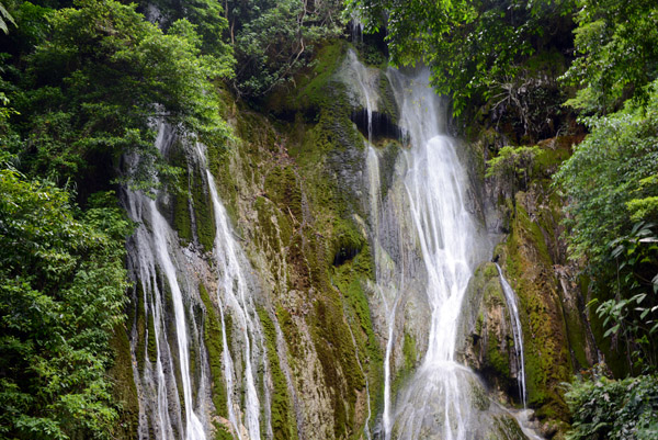 The main falls of Mele Cascades, Efat-Vanuatu