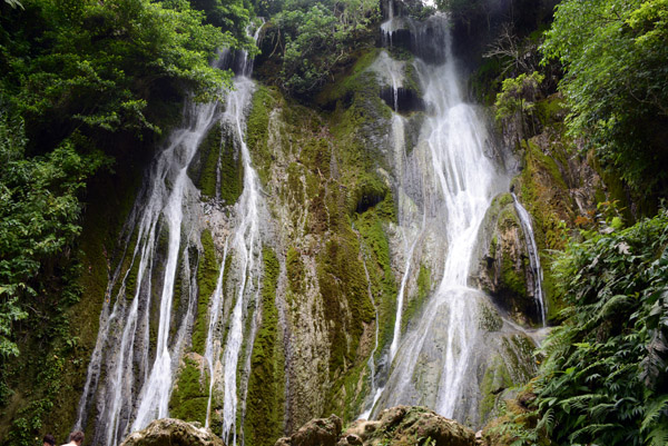 Main falls (left side) of Mele Cascades, Efaté-Vanuatu