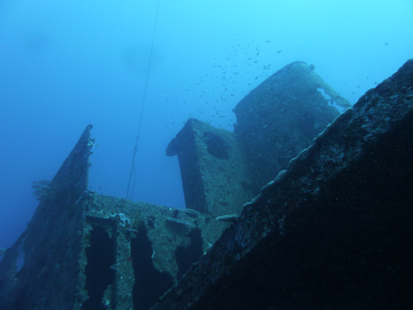 The top of the superstructure of the Semle Federsen is at 30m