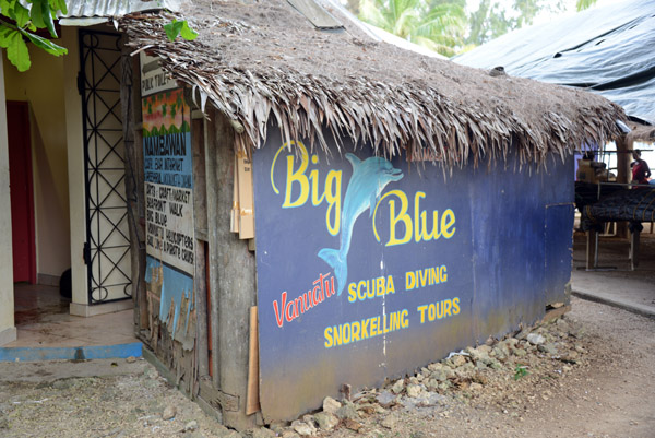 Big Blue Diving on the waterfront at Port Vila - recommended by Allan Power