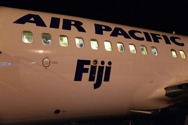 Air Pacific B737-700 (DQ-FJF)